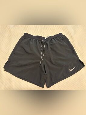 Nike Men’Athletic Shorts with Swoosh